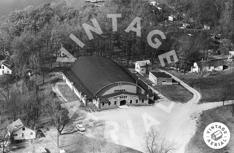 Cub Lake Roller Rink